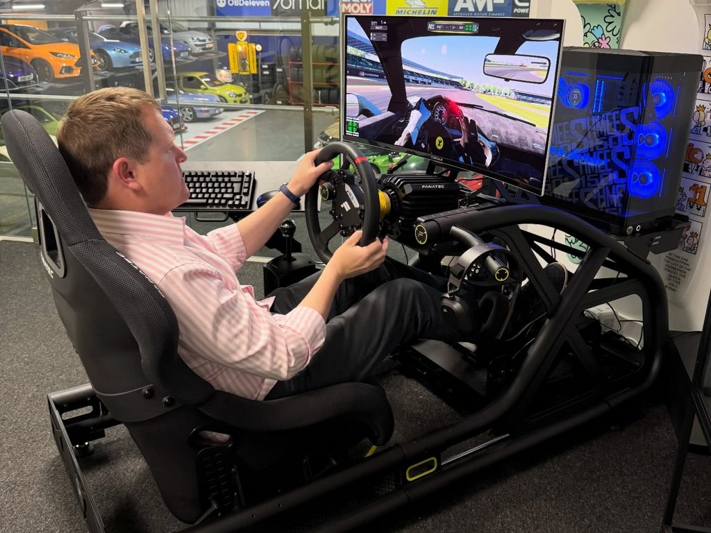 The Shmuseum Sim Room
